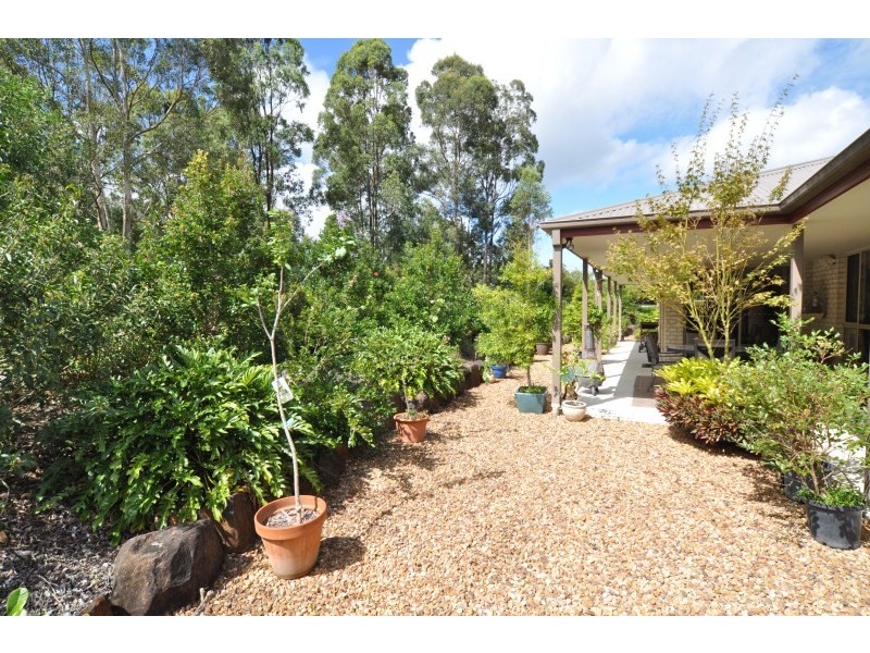 6 Nabberu Street, Maudsland QLD 4210