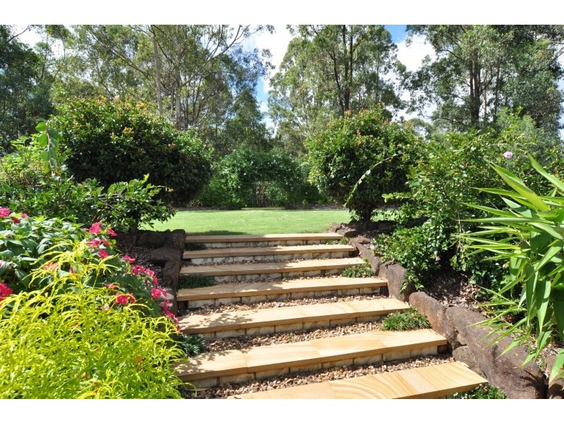 6 Nabberu Street, Maudsland QLD 4210