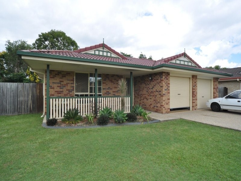 2 Roseapple Circuit, Oxenford QLD 4210