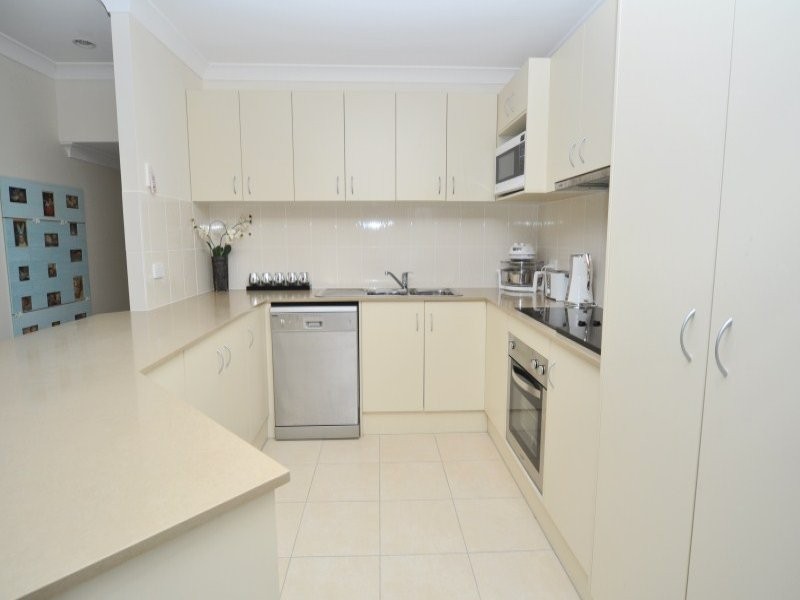 24 Hydrangea Street, Ormeau QLD 4208