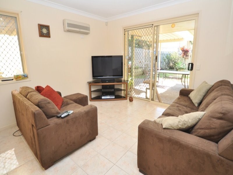 1/183 Coombabah Road, Runaway Bay QLD 4216