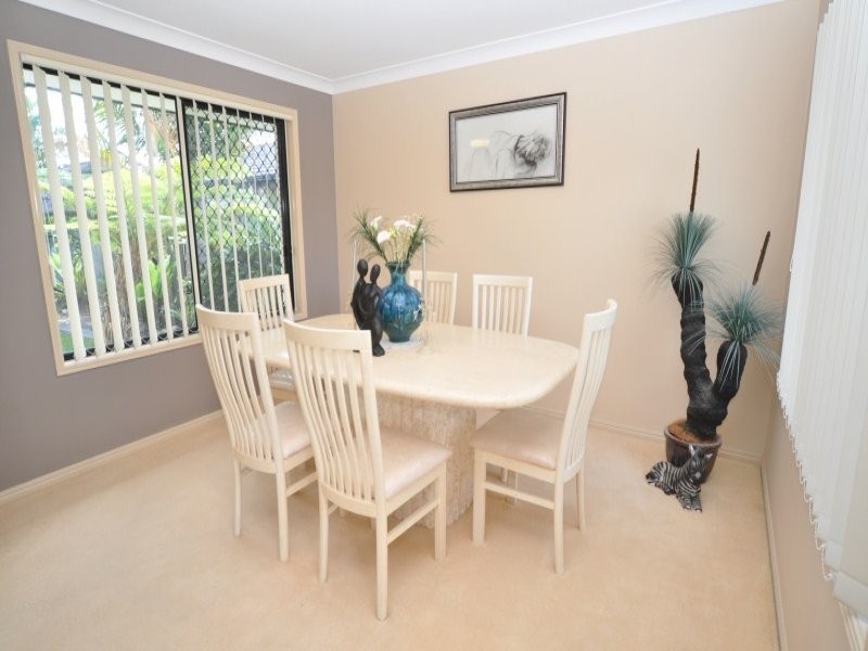 33 Roseapple Circuit, Oxenford QLD 4210
