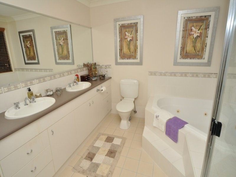 14 Jessica Drive, Upper Coomera QLD 4209