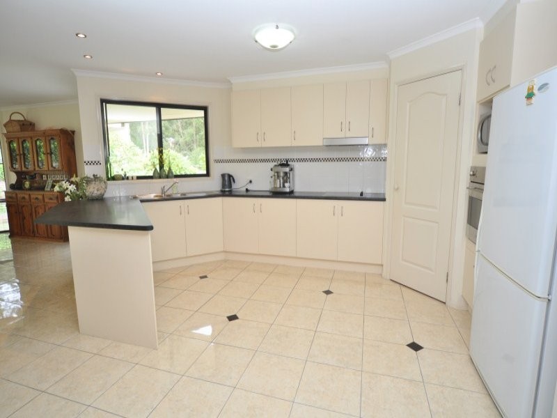 41 Burley Griffin Drive, Maudsland QLD 4210