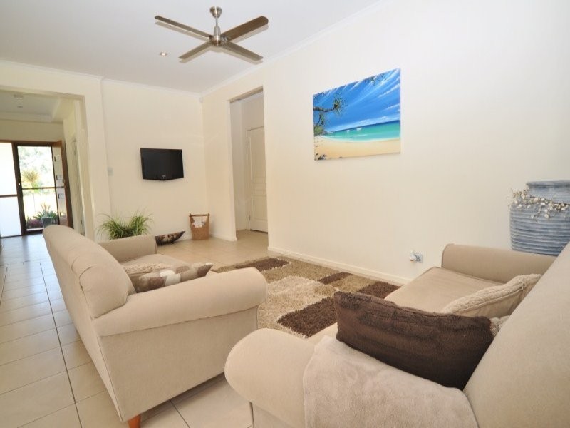 6 Oceanblue Rise, Upper Coomera QLD 4209