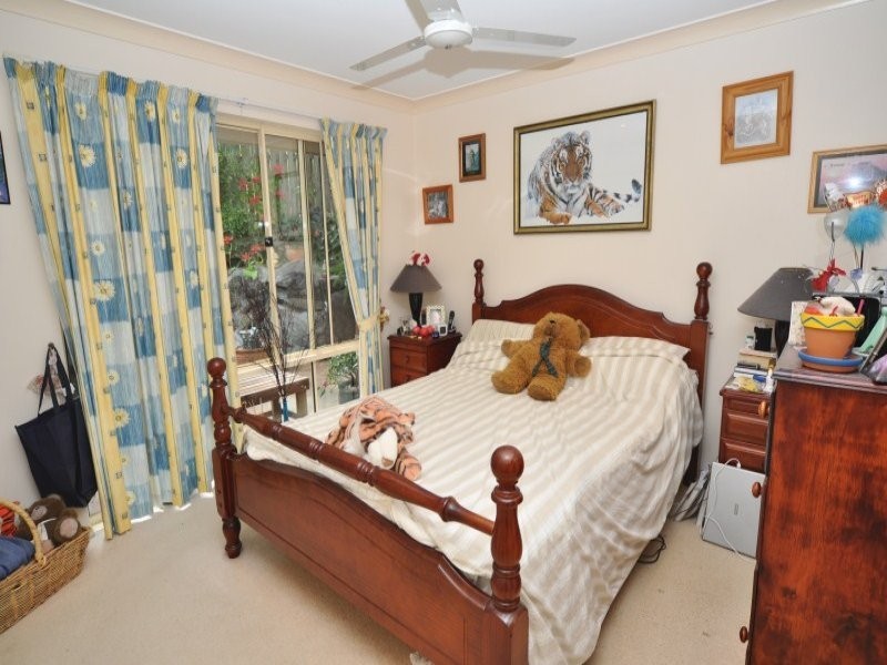 1 White Cap Close, Pacific Pines QLD 4211