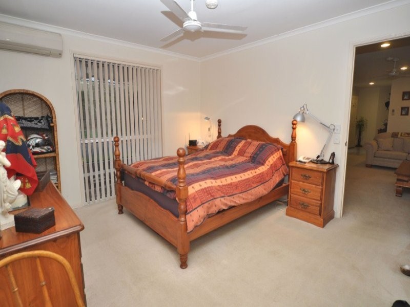 2 HillGrove Court, Oxenford QLD 4210