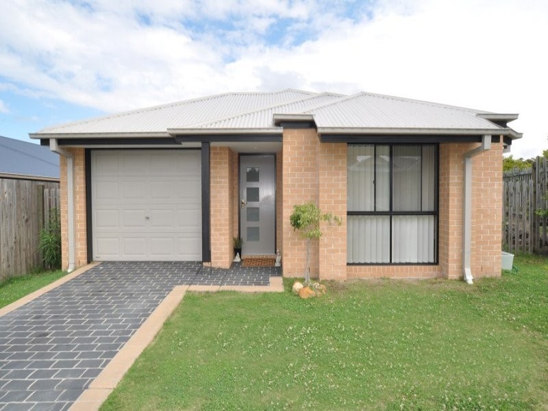 7 Silver Gull Street, Coomera QLD 4209