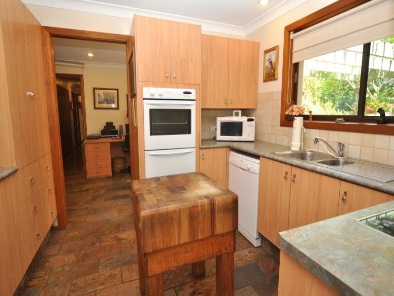 3 Mendooran Court, Oxenford QLD 4210