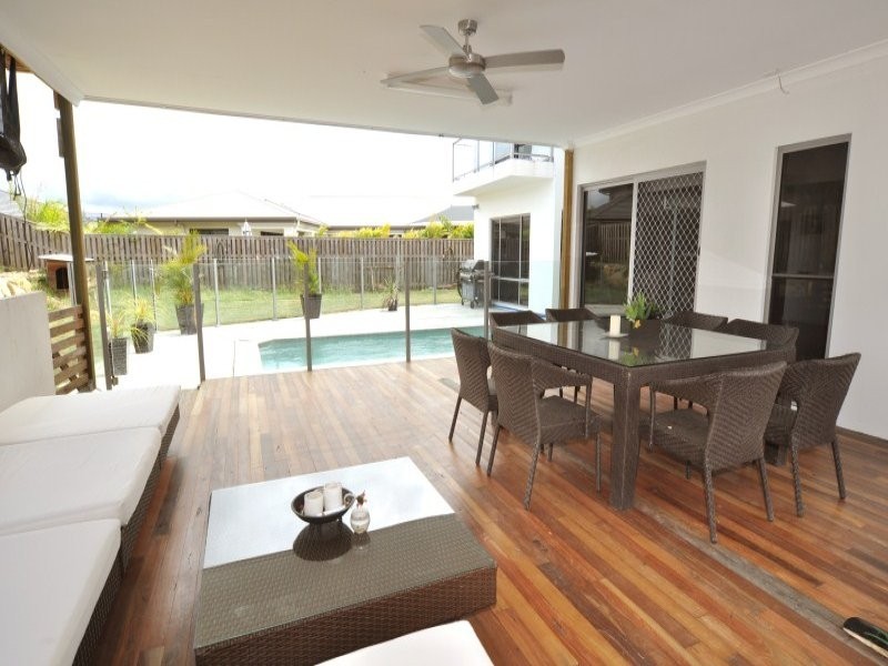 51 Rushcutter Avenue, Oxenford QLD 4210