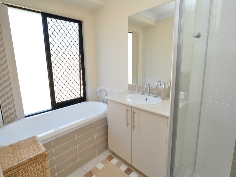 1 Lawson Street, Upper Coomera QLD 4209