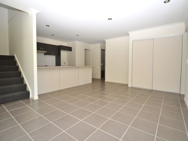 2/2 Lenton Street, Coomera QLD 4209