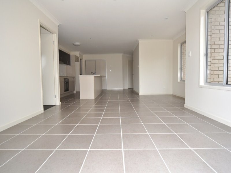 4 Reagan Close, Pimpama QLD 4209