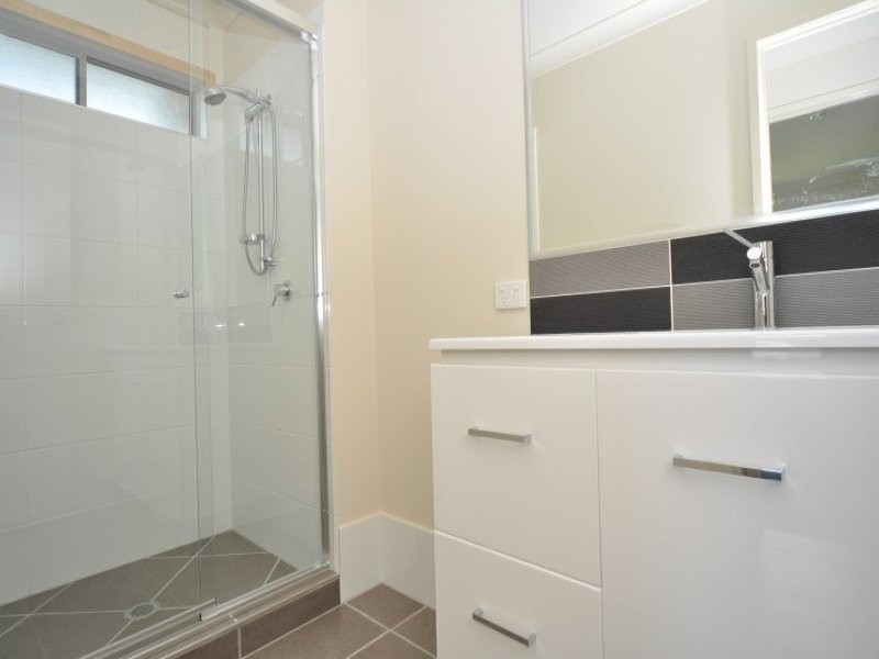 4 Reagan Close, Pimpama QLD 4209