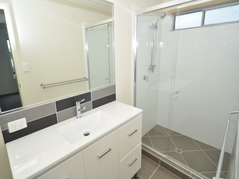 4 Reagan Close, Pimpama QLD 4209