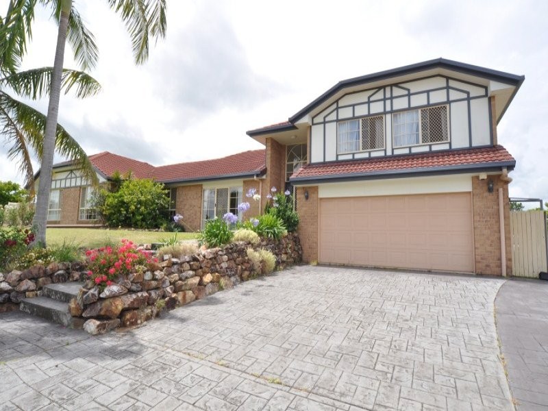 9 Oregon Way, Oxenford QLD 4210