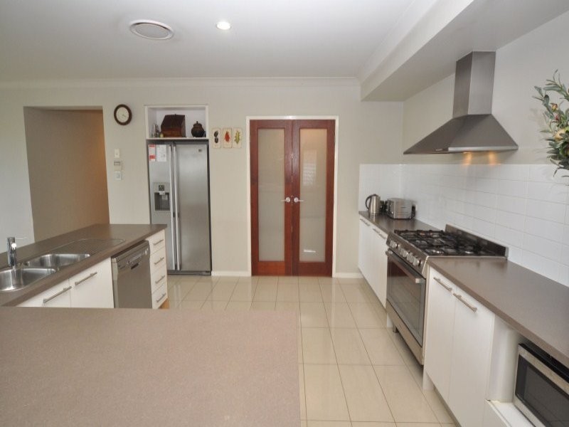 36 Temple Island Circuit, Oxenford QLD 4210