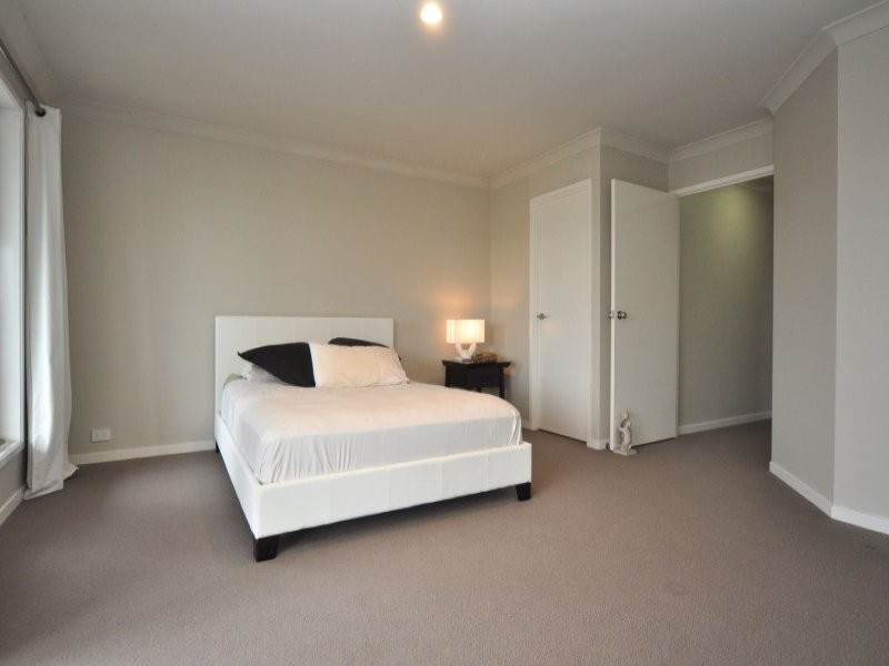 36 Temple Island Circuit, Oxenford QLD 4210