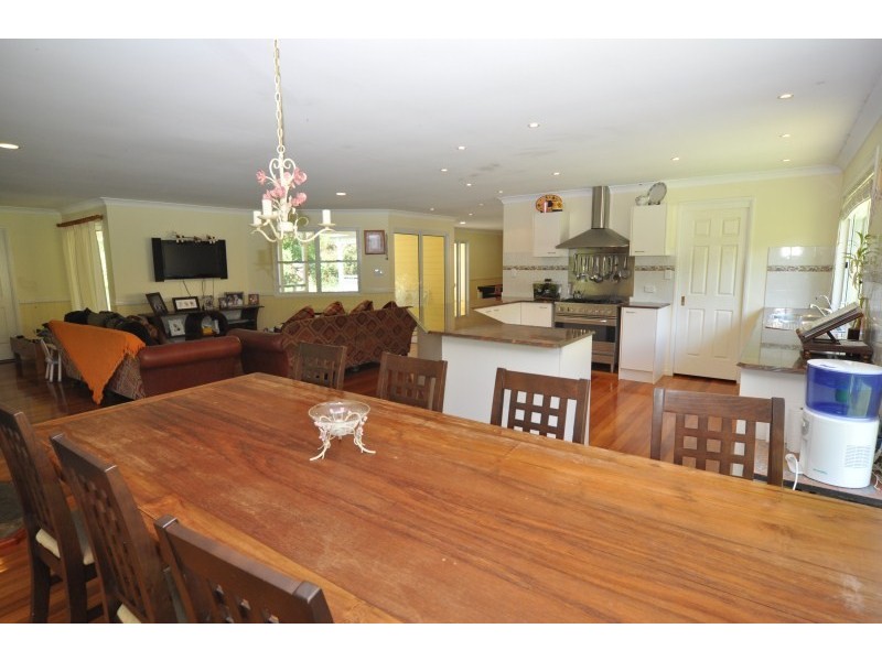 206 Whittings Road, Guanaba QLD 4210