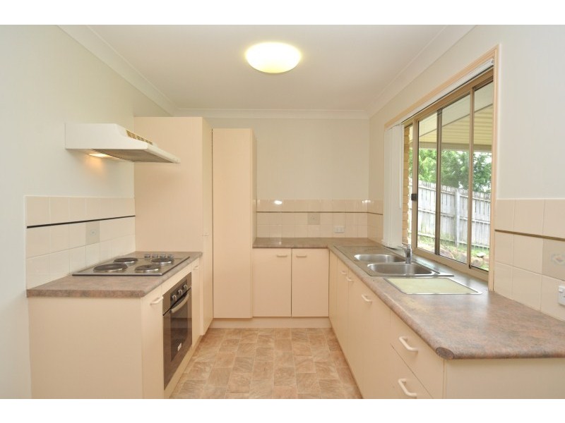 25 Crestridge Crescent, Oxenford QLD 4210