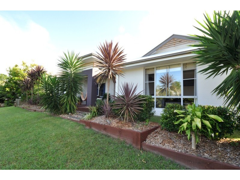 13 Slipstream Road, Coomera Waters QLD 4209
