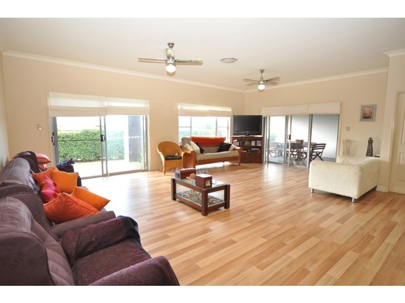 13 Slipstream Road, Coomera Waters QLD 4209