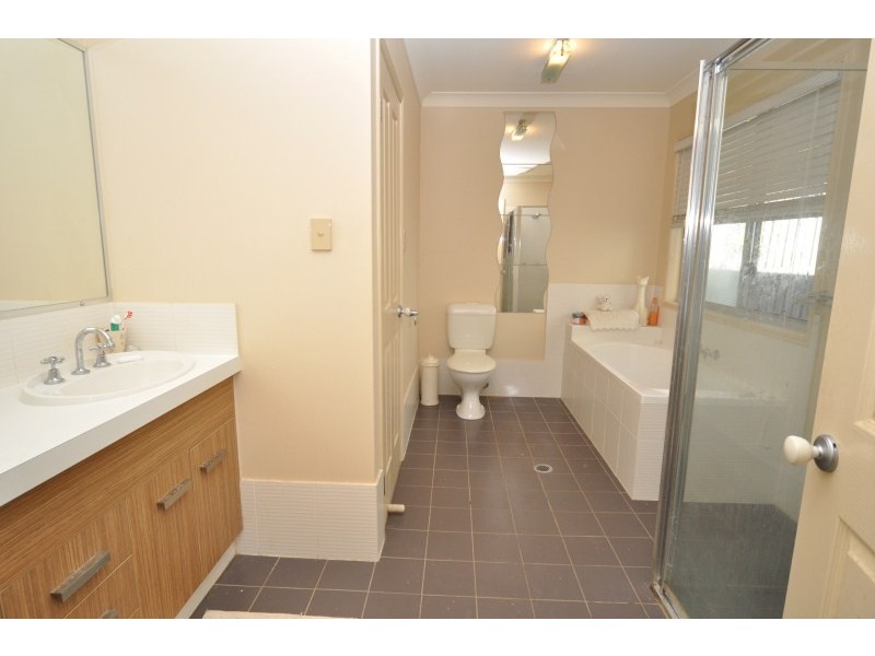 13 Slipstream Road, Coomera Waters QLD 4209