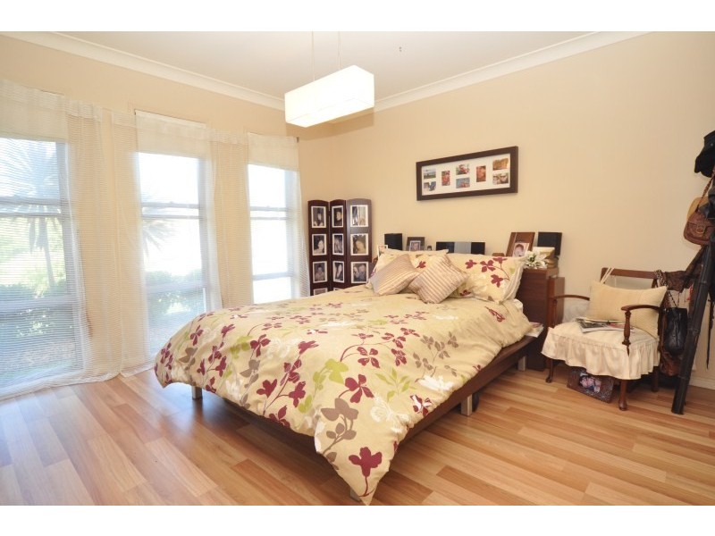 13 Slipstream Road, Coomera Waters QLD 4209