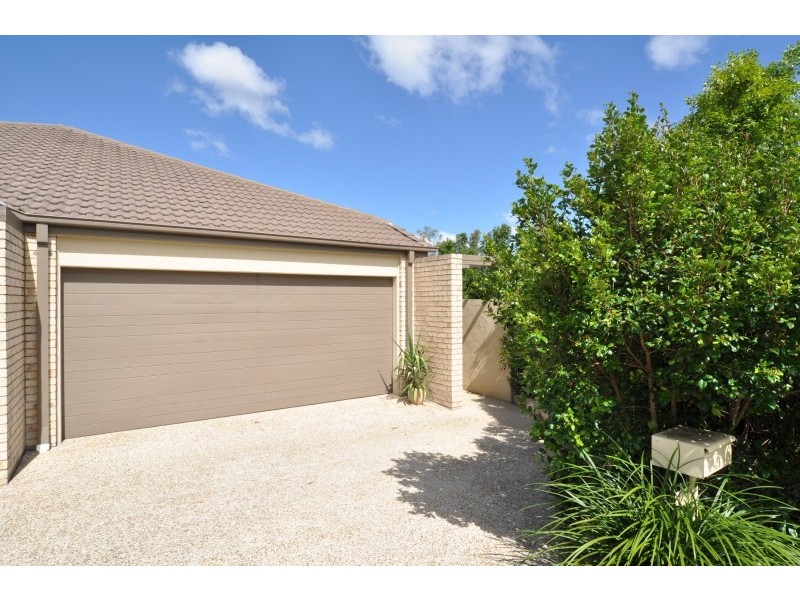 2/18 Pecan Drive, Upper Coomera QLD 4209