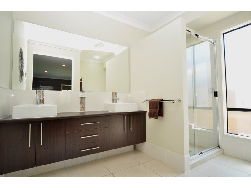 112 Treeline Circuit, Upper Coomera QLD 4209