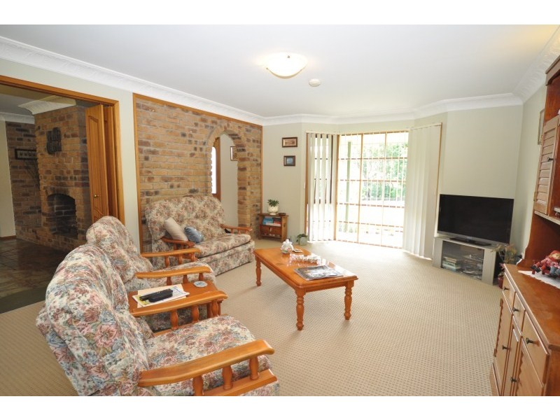 24 California Drive, Oxenford QLD 4210