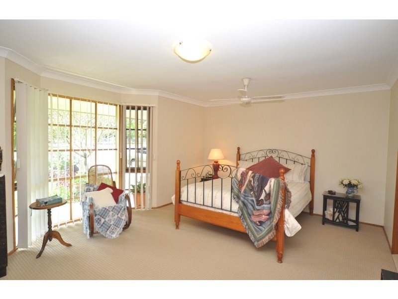 24 California Drive, Oxenford QLD 4210