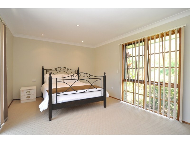 24 California Drive, Oxenford QLD 4210