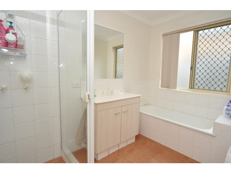 35 Trade Winds Drive, Helensvale QLD 4212