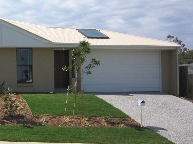 2/9 Jones Street, Coomera QLD 4209