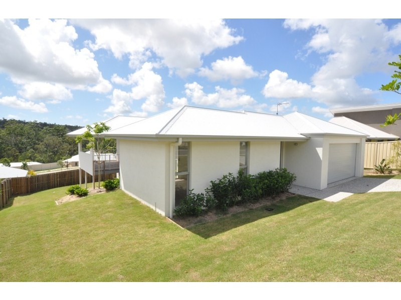 19 Harriet Lane, Oxenford QLD 4210