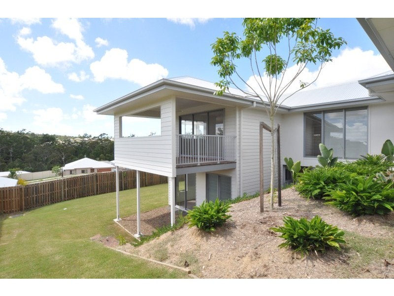 19 Harriet Lane, Oxenford QLD 4210