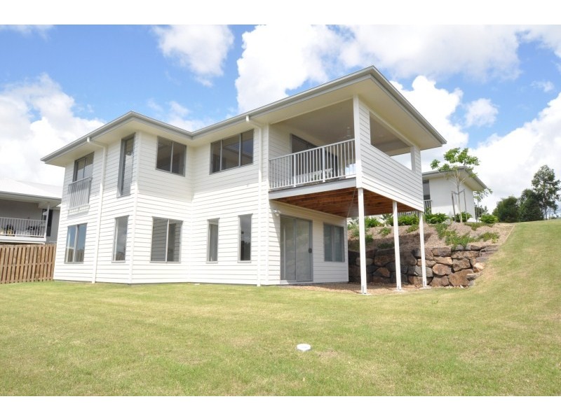 19 Harriet Lane, Oxenford QLD 4210