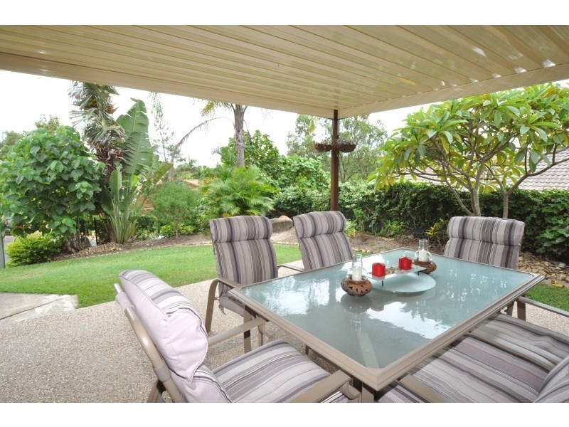 2/4 Hercule Court, Oxenford QLD 4210