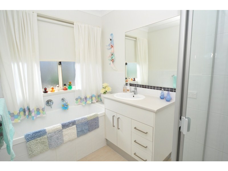 30 Abercrombie Crescent, Upper Coomera QLD 4209