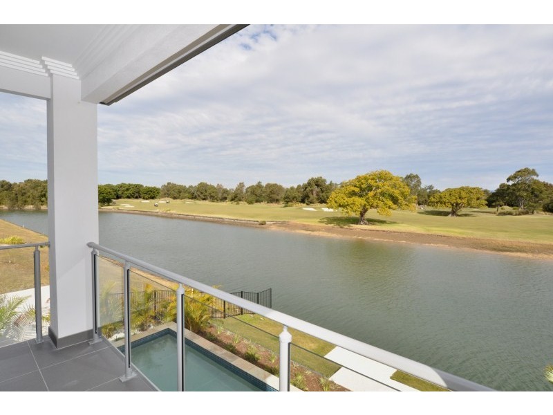 29/7632 Fairway Boulevarde, Hope Island QLD 4212