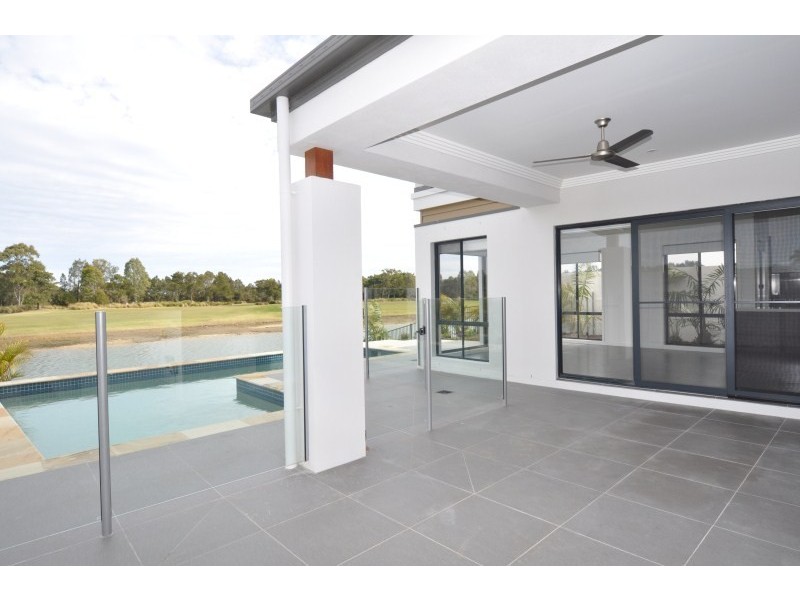 29/7632 Fairway Boulevarde, Hope Island QLD 4212