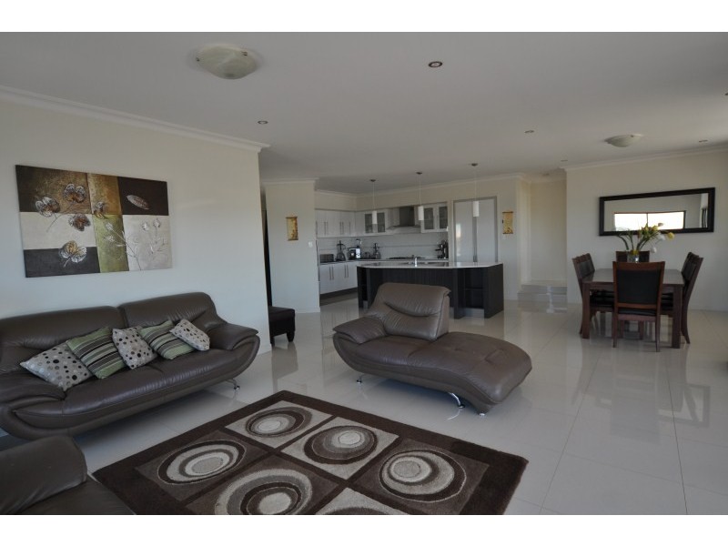 13 Isdell Court, Upper Coomera QLD 4209