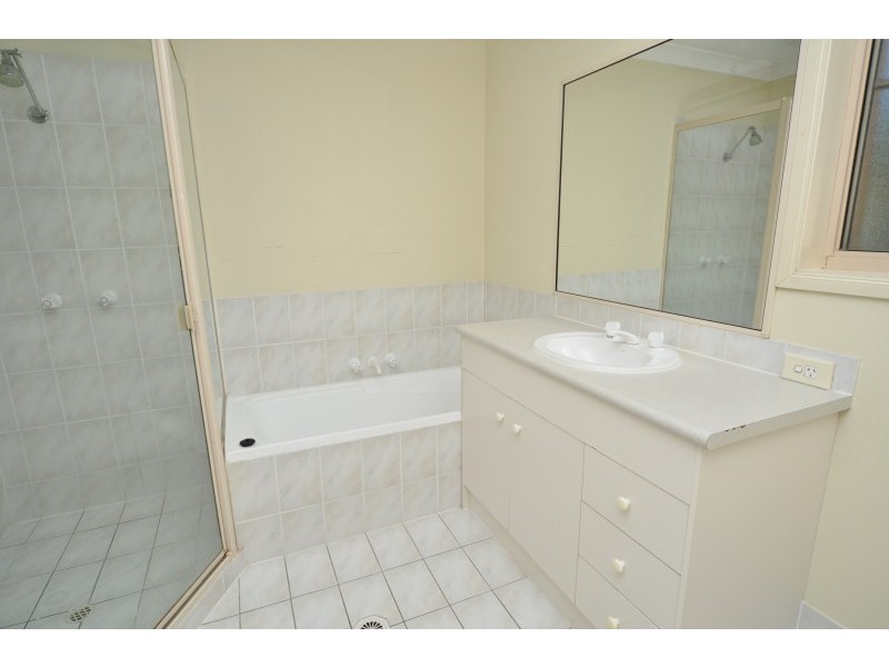 15/99 Greenacre Drive, Parkwood QLD 4214