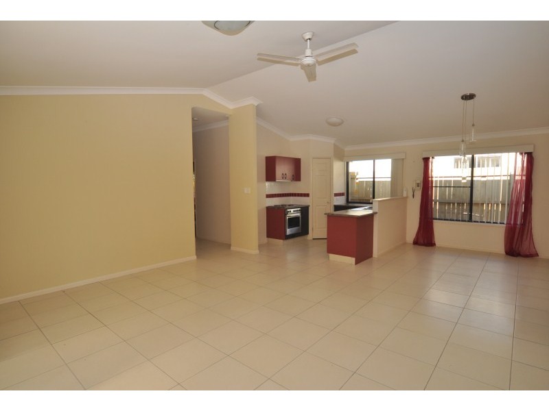 31 Serafina Drive, Helensvale QLD 4212