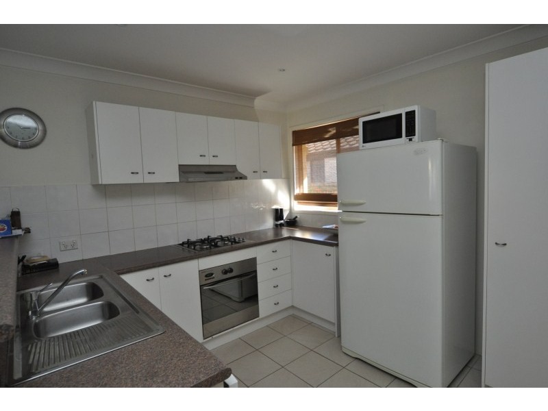 32 Serafina Drive, Helensvale QLD 4212