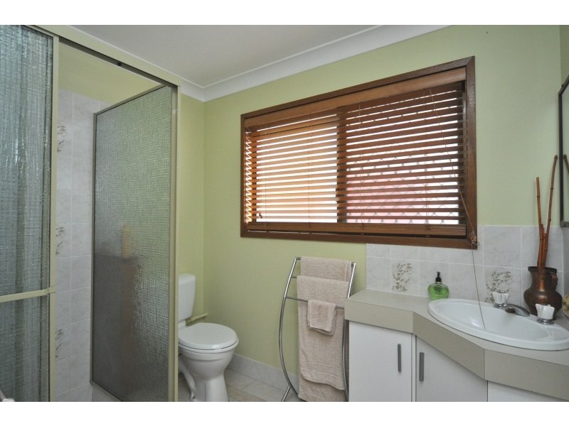41 Warana Avenue, Steiglitz QLD 4207