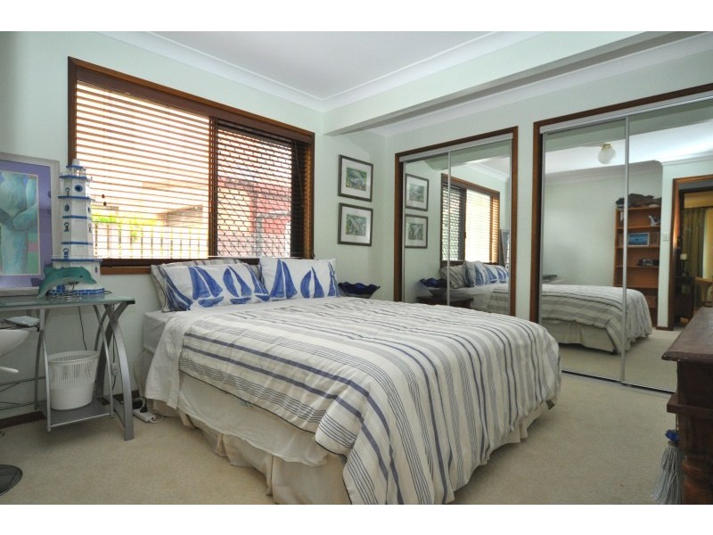 41 Warana Avenue, Steiglitz QLD 4207