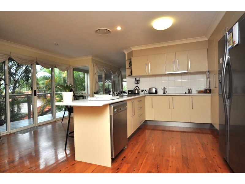 32 Monterey Keys Drive, Monterey Keys QLD 4212