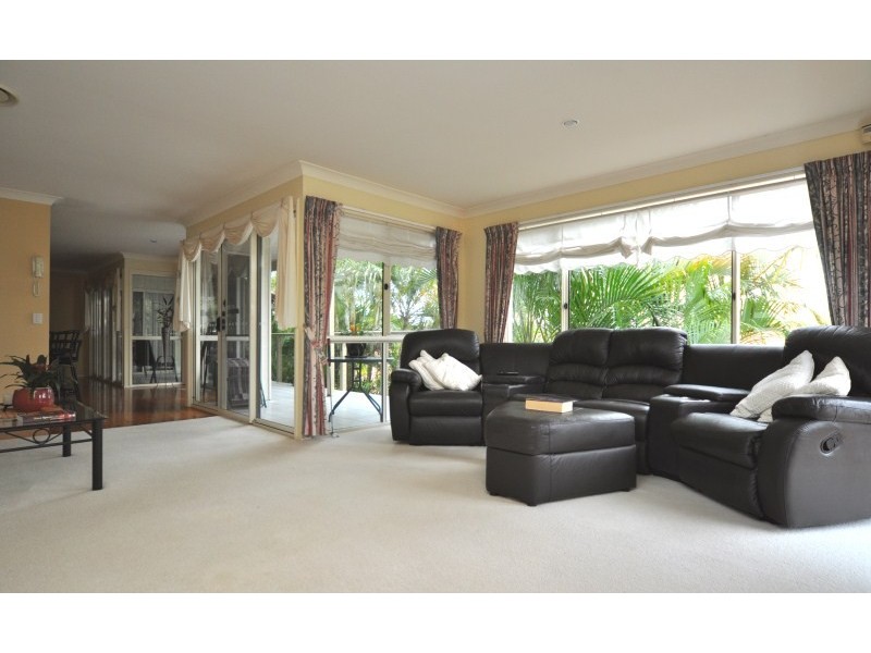 32 Monterey Keys Drive, Monterey Keys QLD 4212